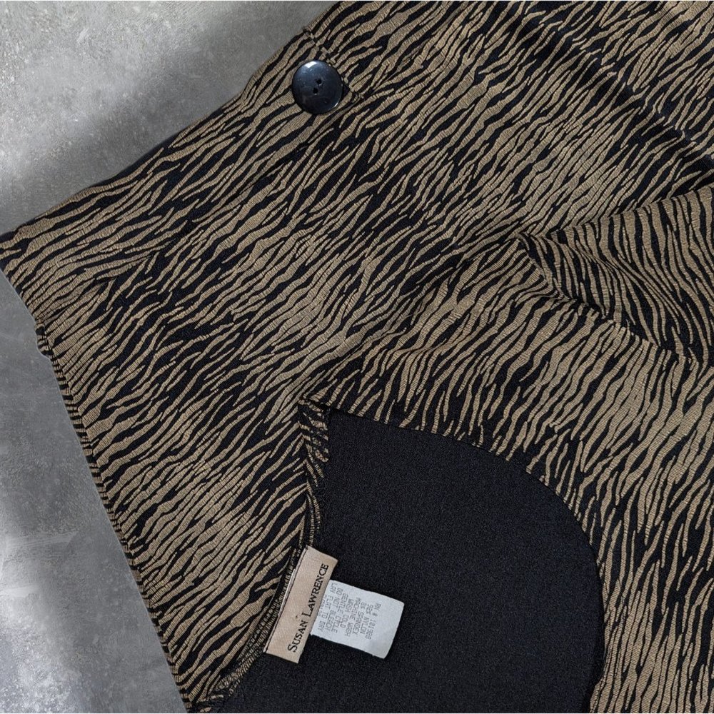 VINTAGE Grunge Susan Lawrence Slinky Travelers Knit Style Tiger Print Skirt Set - Picture 6 of 11
